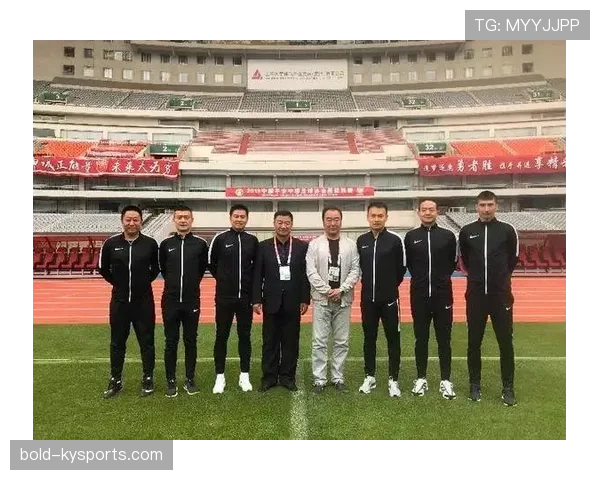 裁判报告在足球比赛中的作用与撰写规范详解 裁判报告在足球比赛中的作用与撰写规范详解